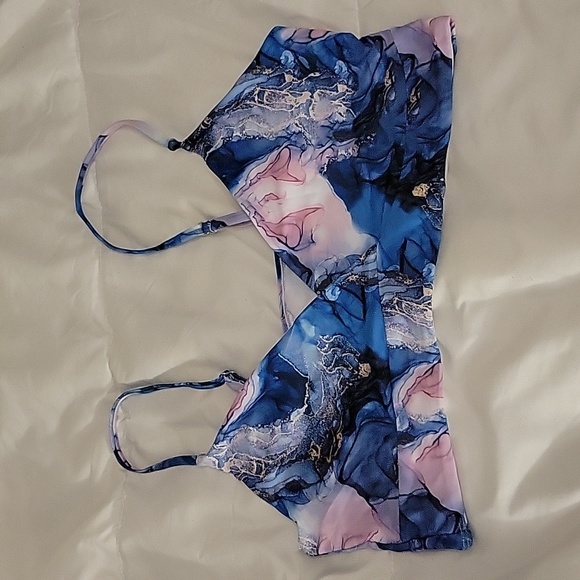 Shein bikini - Picture 2 of 6